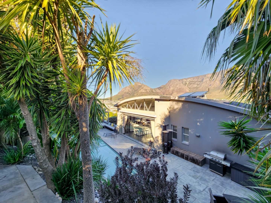 4 Bedroom Property for Sale in Tamboerskloof Western Cape